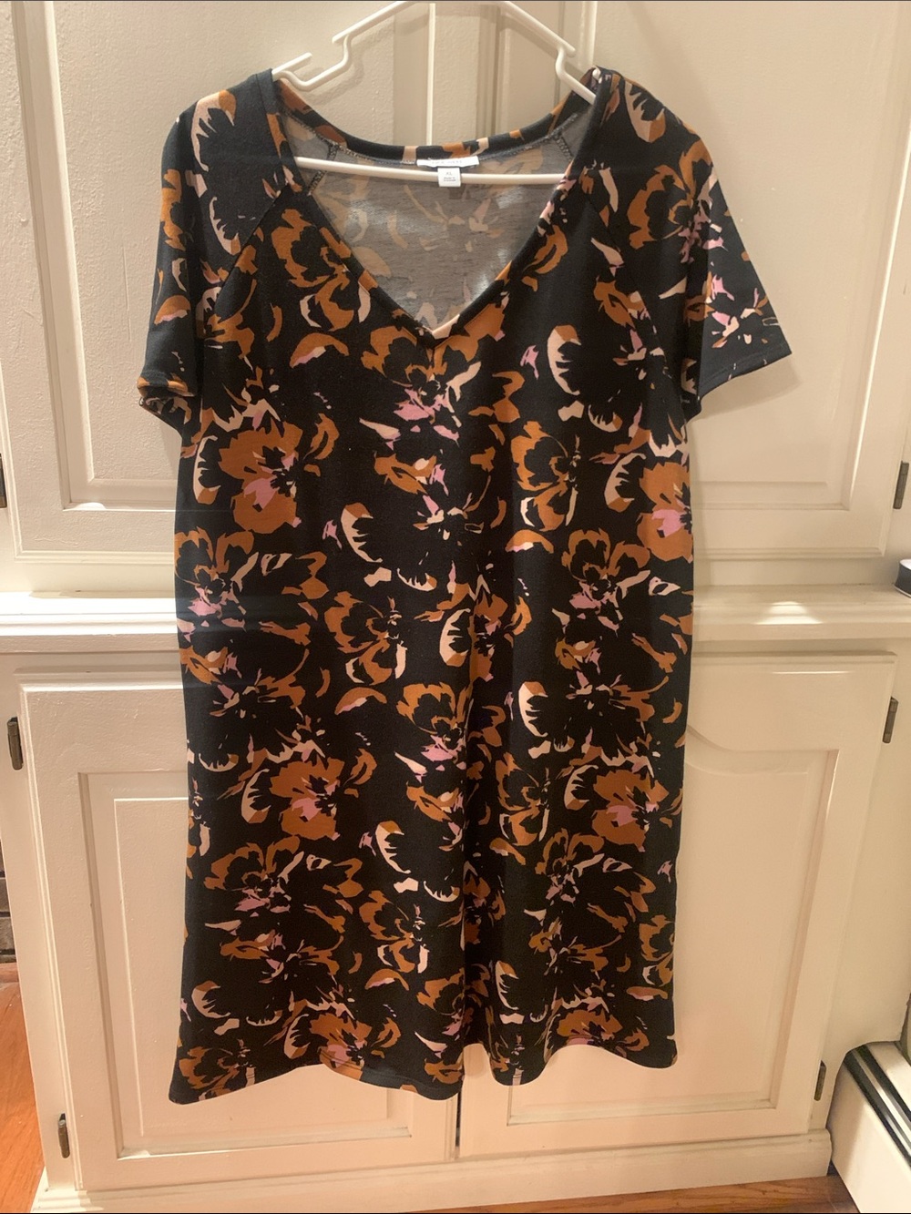 Nine West Black Floral V-Neck Dress with Rust and Pink Accents
